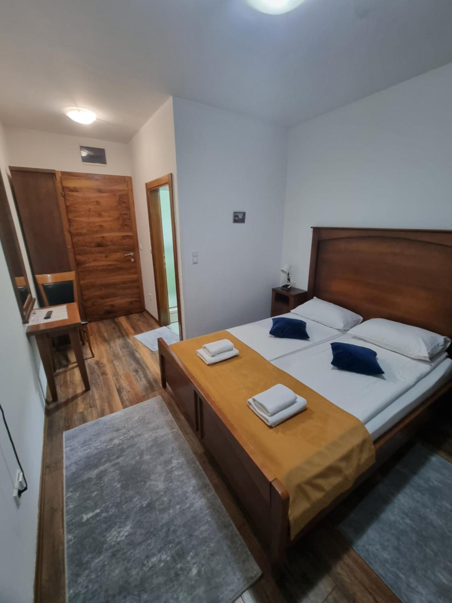 Hotel Paviljon Bihać Eksteriør billede