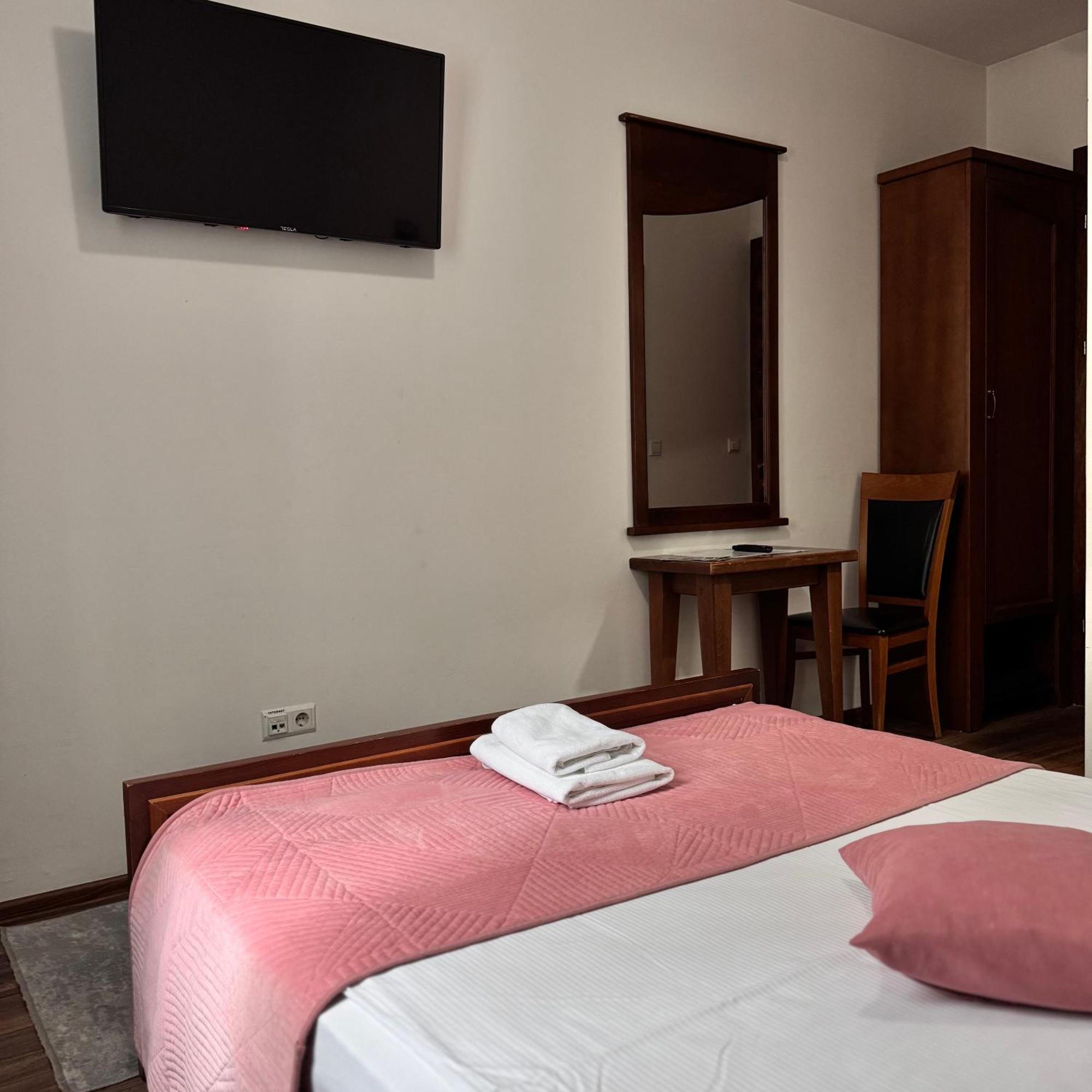 Hotel Paviljon Bihać Eksteriør billede